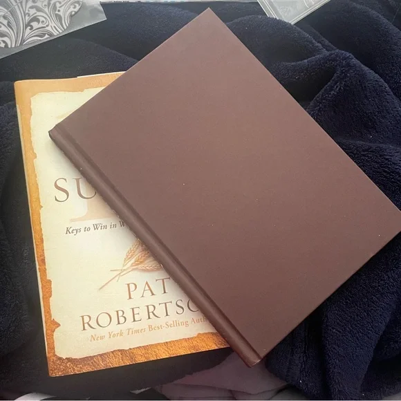 Ten Laws for Success: Keys to Win in Work, Family, and Finance 
By Pat Robertson - Picture 5 of 11